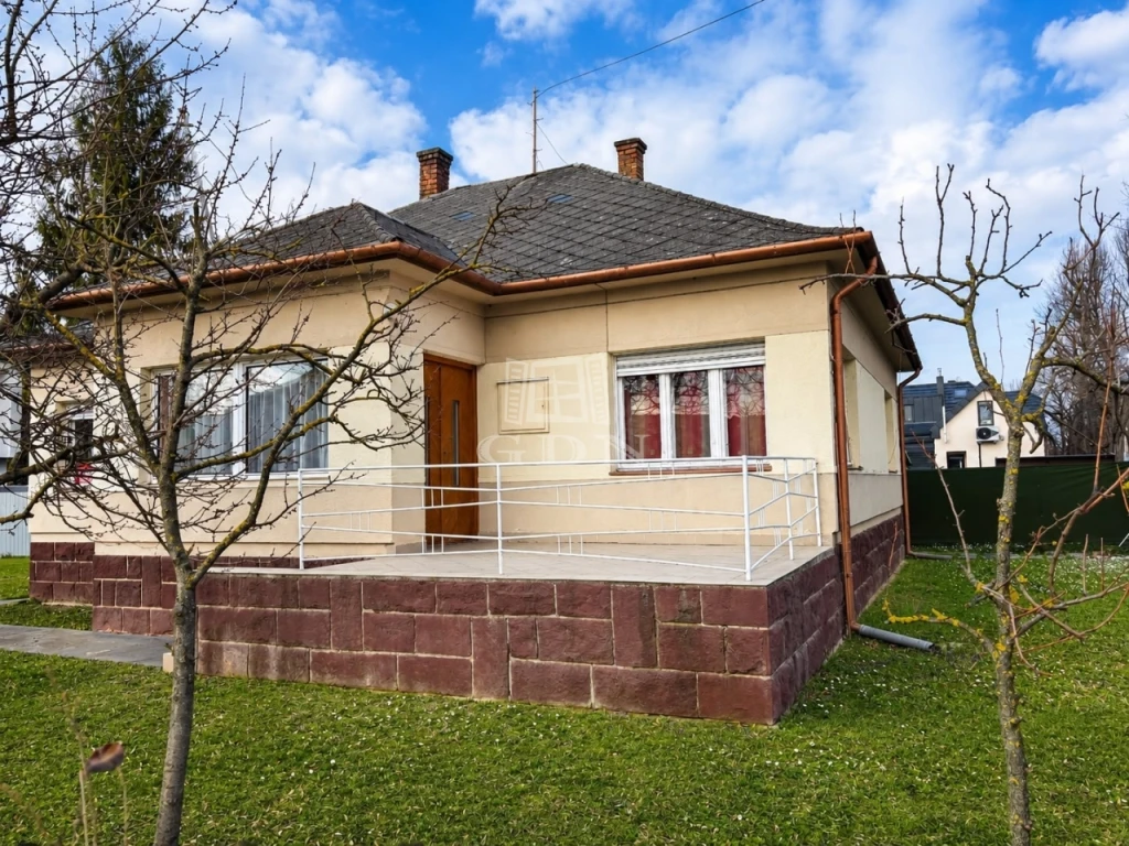 Eladó családi ház, Siófok, Belváros, Belvárosi családi ház