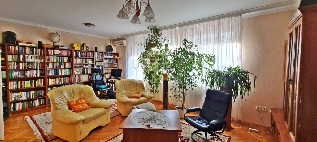 Eladó sorház, Dunakeszi, Gyártelep, Madách lakópark