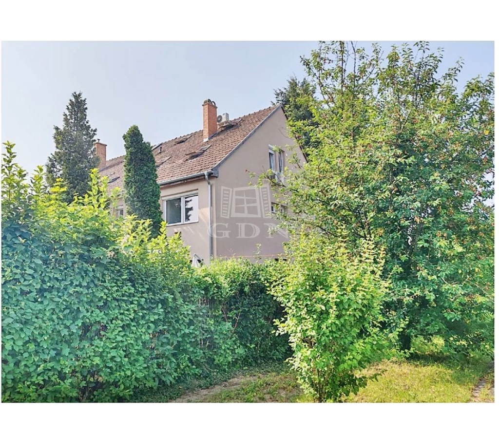 Eladó téglalakás, Gödöllő, Kertváros, Alkony utca