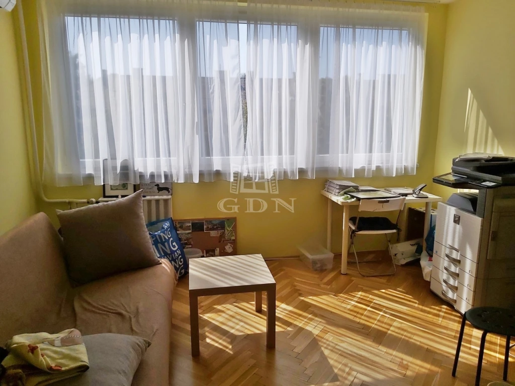 Eladó panellakás, Budapest X. kerület, Kőbánya, Gőzmozdony utca