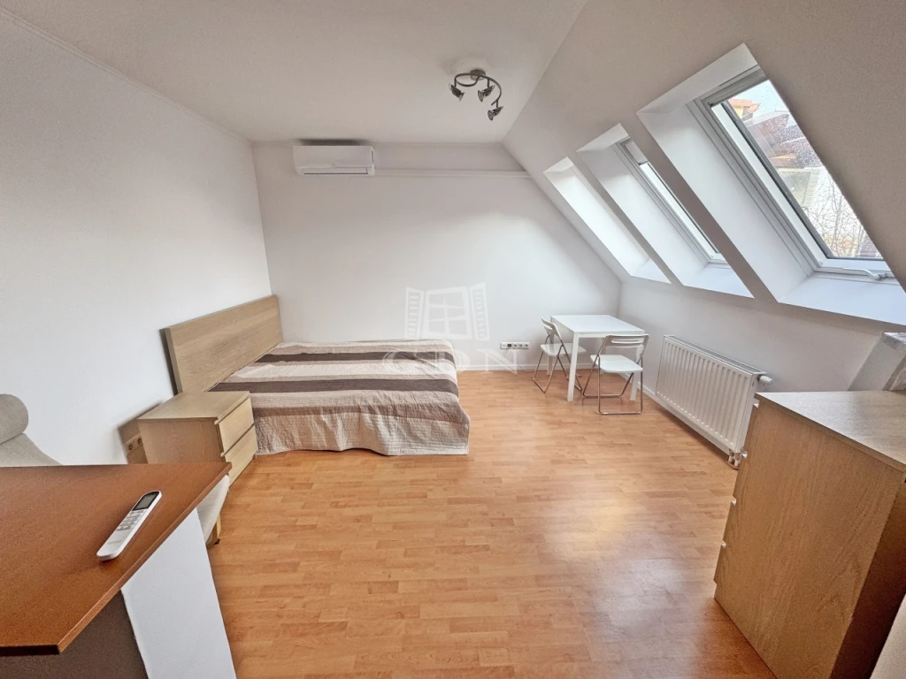 Eladó téglalakás, Budapest XVI. kerület, Árpádföld, Alsómalom utca