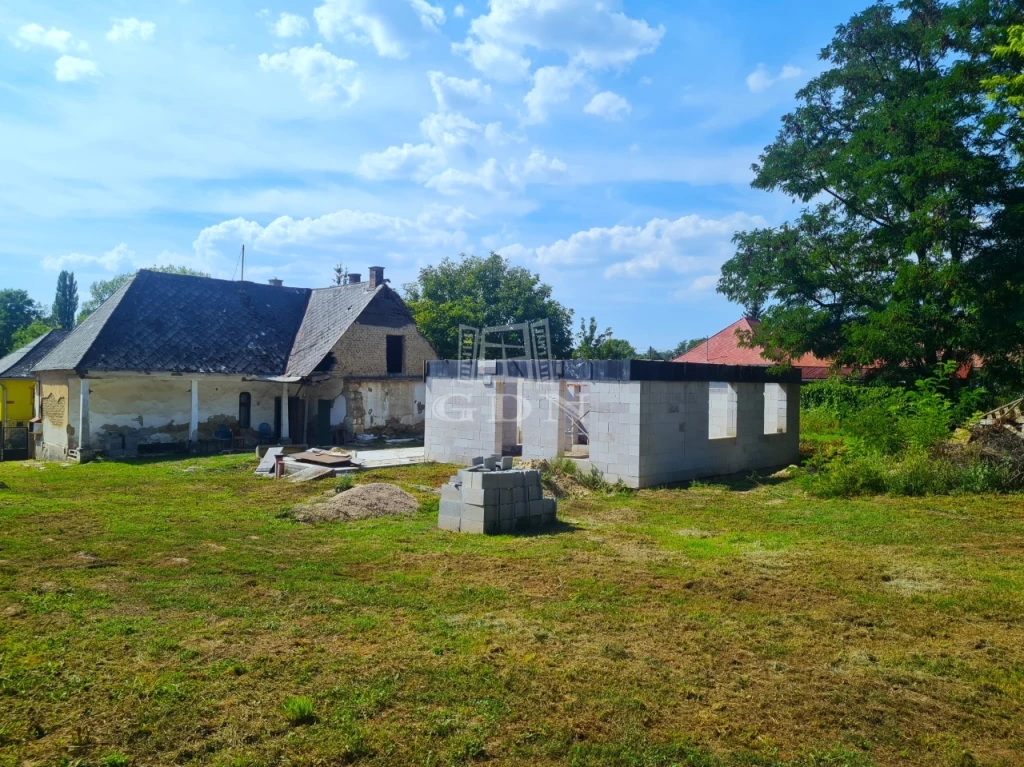 For sale building plot, Tabajd, Kossuth utca