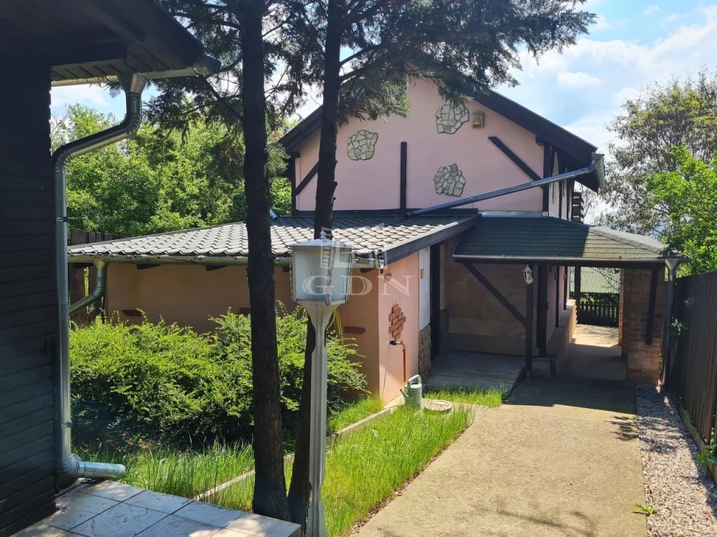 Eladó családi ház, Biatorbágy, Katalinhegy, Galamb utca