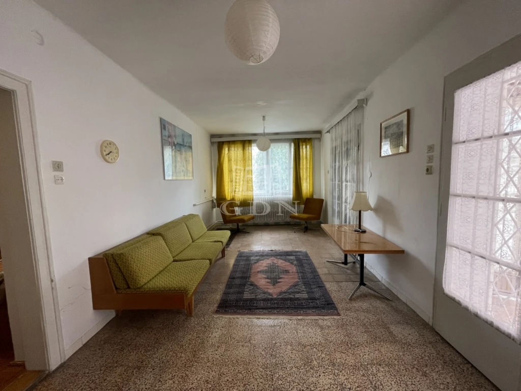 c3-1-name c2-1-name, Siófok, Töreki, Siófok-Töreki