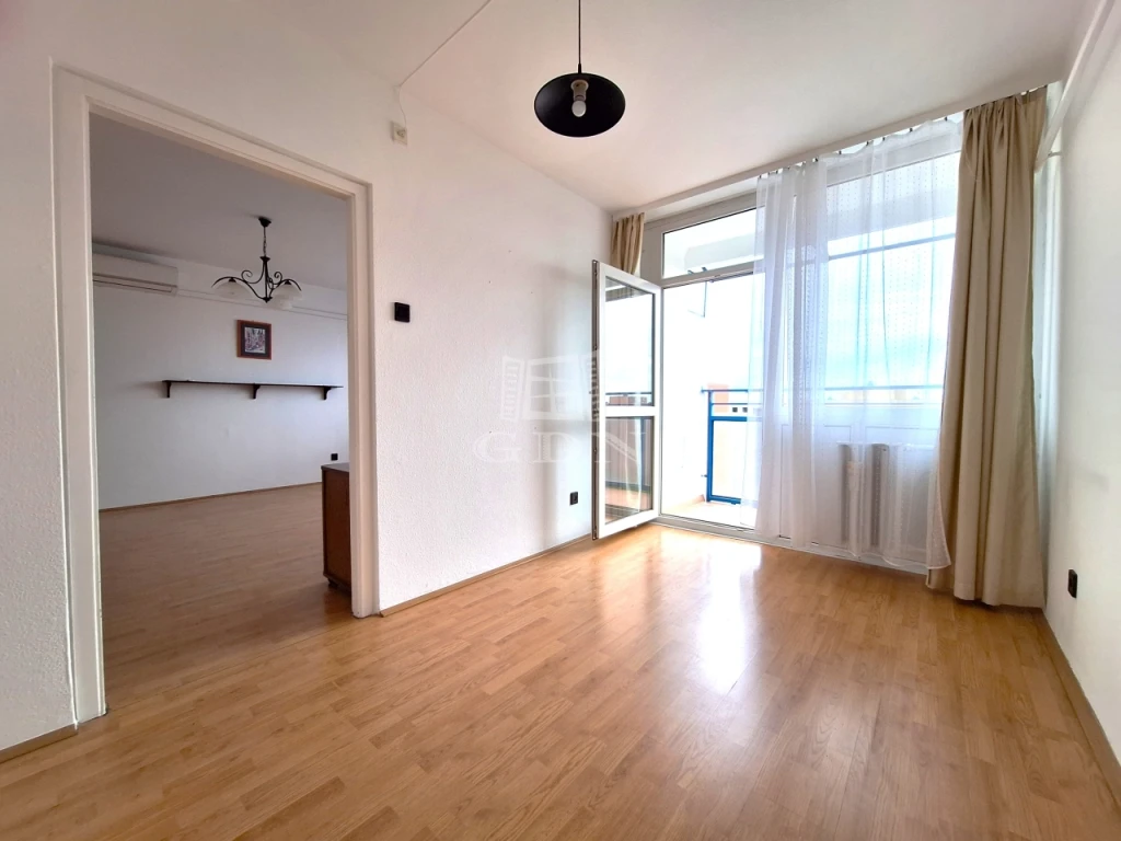 Eladó panellakás, Budapest X. kerület, Kőbánya, Szövőszék utca
