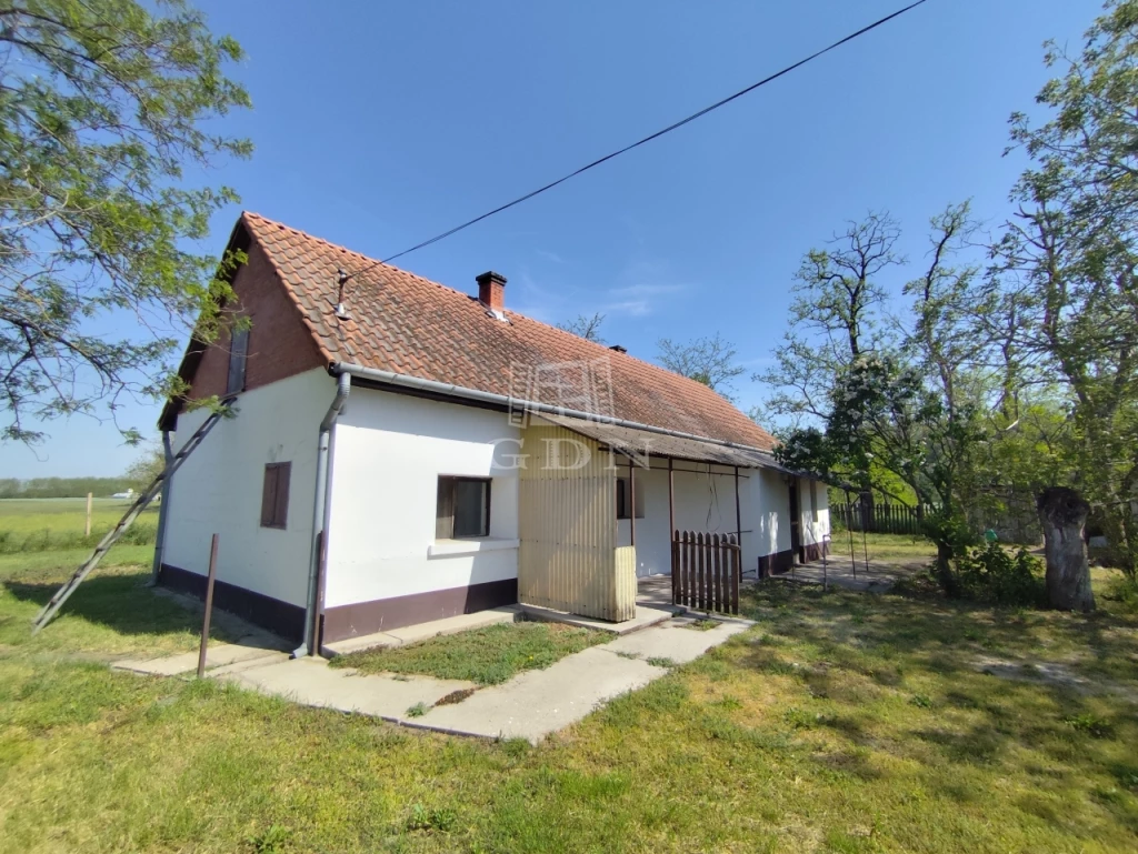 c3-1-name c2-55-name, Jakabszállás, II.ker