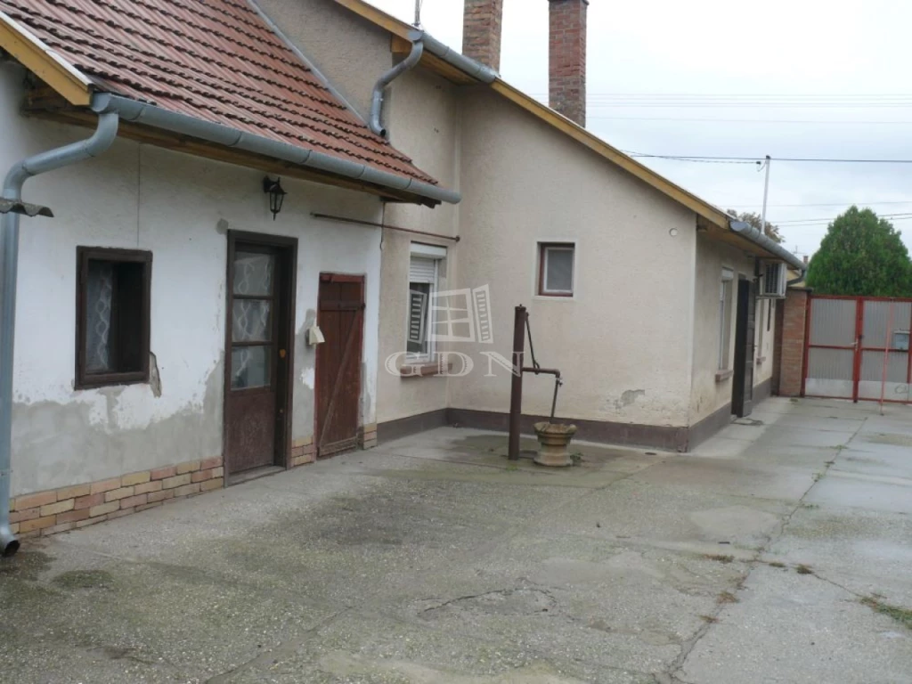 For sale house, Nagykőrös, Szolnoki út közelében