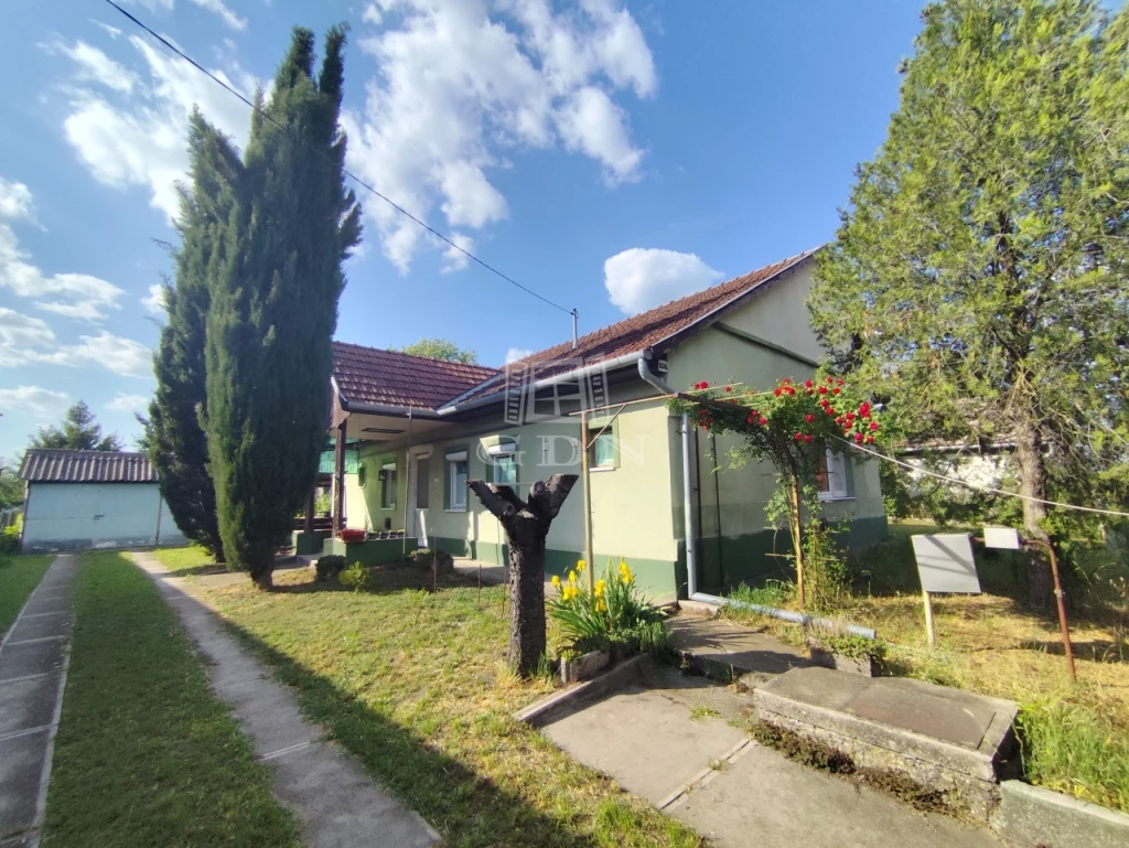 Eladó családi ház, Pálmonostora, Pálmonostora