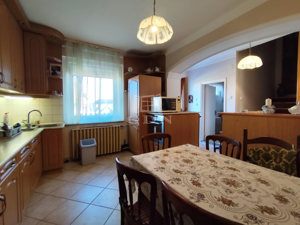 Eladó ikerház, Kecskemét, Petőfiváros, Petőfiváros