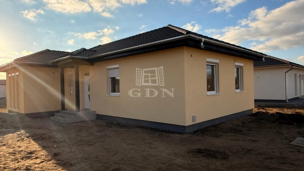 Eladó ikerház, Helvécia, Helvécia