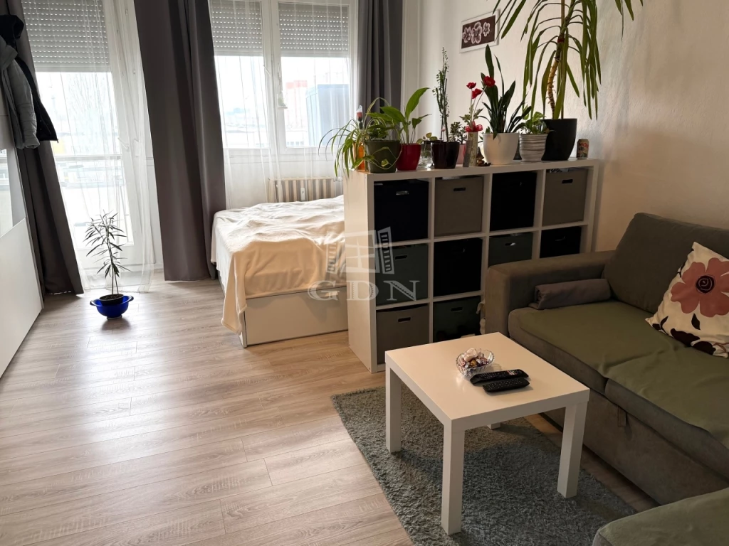 Eladó panellakás, Kecskemét, Széchenyi-város, Március 15. utca