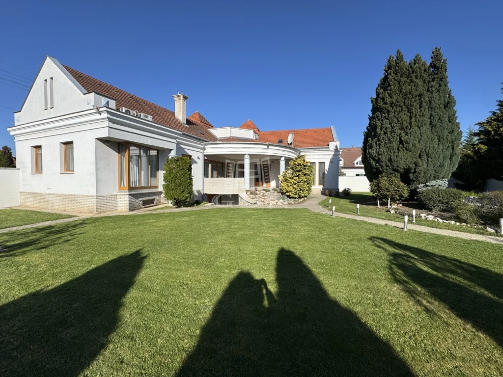 c3-2-name c2-1-name, Kecskemét, Petőfiváros, Gát utca