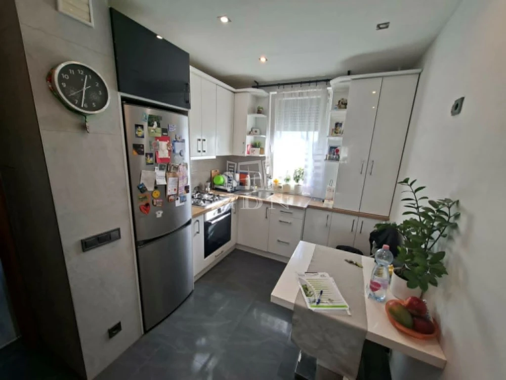 Eladó panellakás, Kecskemét, Széchenyi-város, Széchenyi-városi Spar áruház közeli