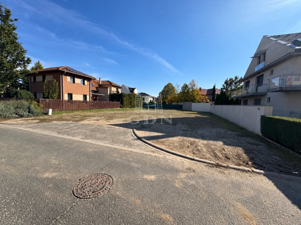 Eladó építési telek, Kecskemét, Mária-város, Városi fürdő közelében