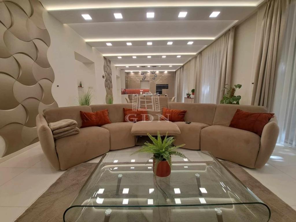 Eladó téglalakás, Szeged, Szeged Belváros, Belvárosi Luxus