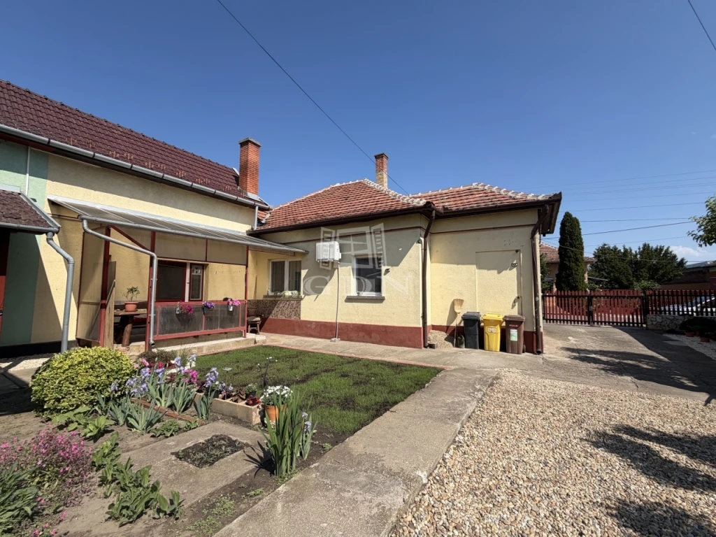Eladó családi ház, Szeged, Dorozsma, Dorozsma csendes részén
