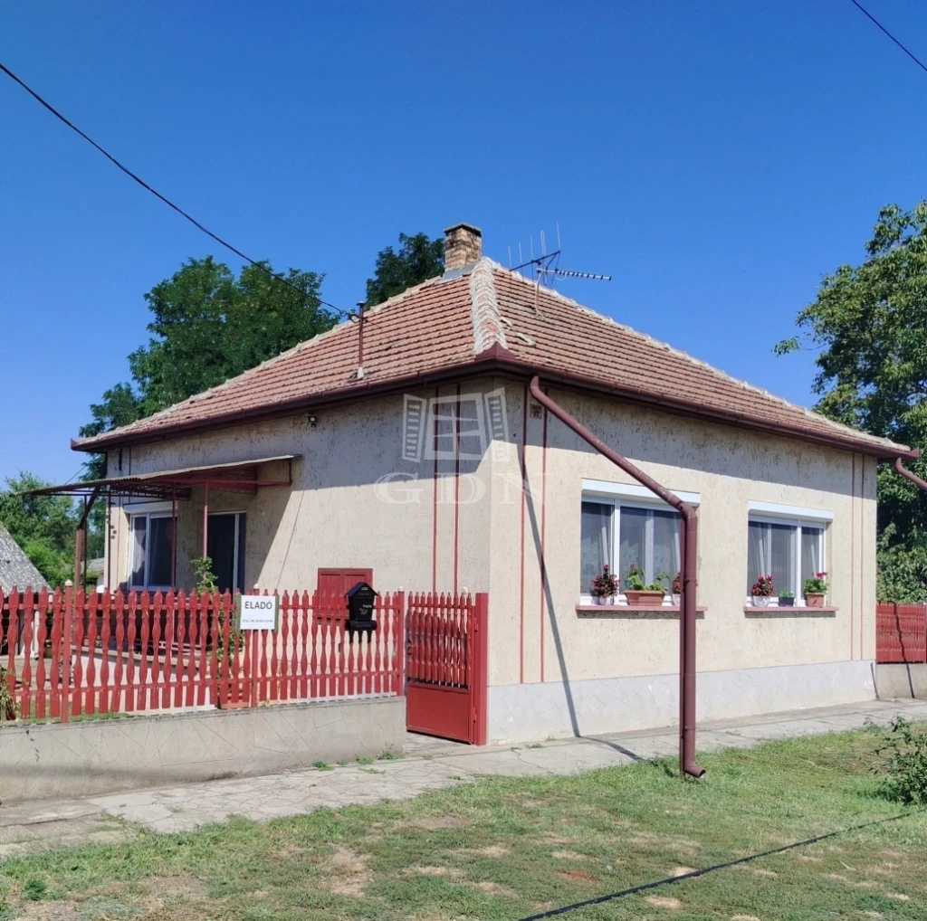 Eladó családi ház, Pusztaottlaka, Dózsa utca