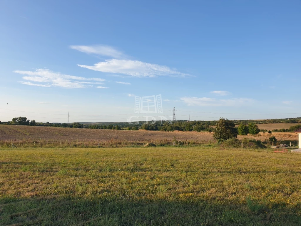 For sale building plot, Tordas, Gyúrói út