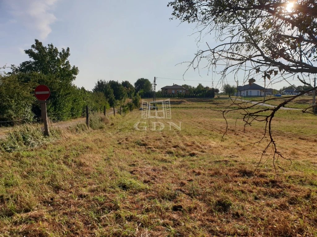 For sale building plot, Tordas, Gyúrói út