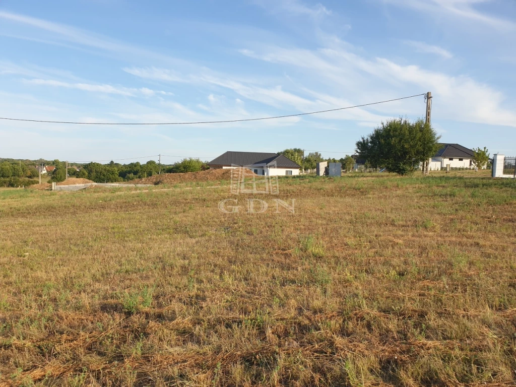 For sale building plot, Tordas, Gyúrói út