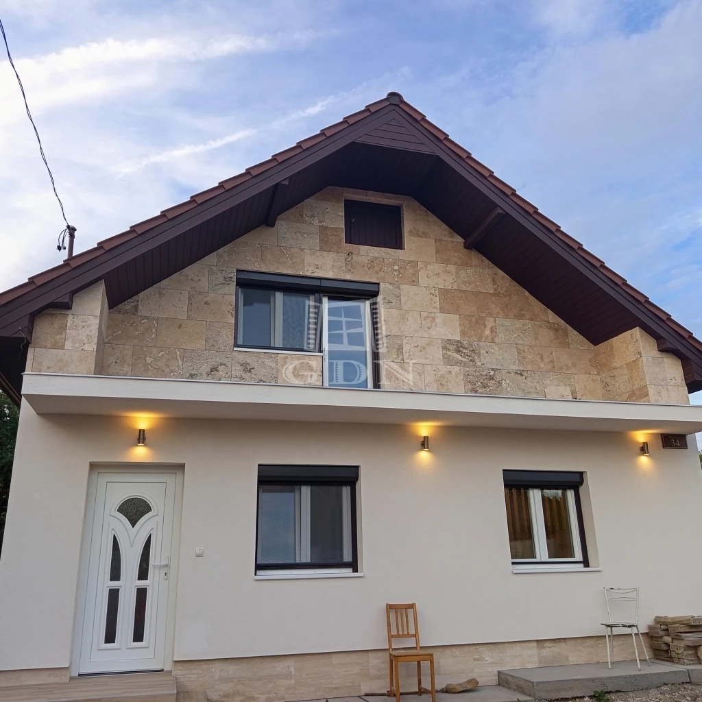 Eladó családi ház, Érd, Dombosváros, Börzsöny utca