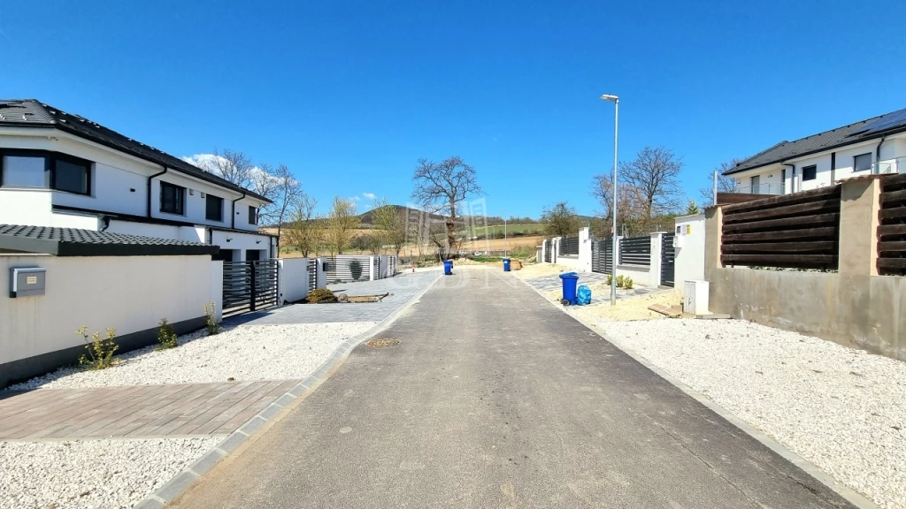 Eladó építési telek, Üröm, Völgyliget lakópark, Völgyliget lakópark