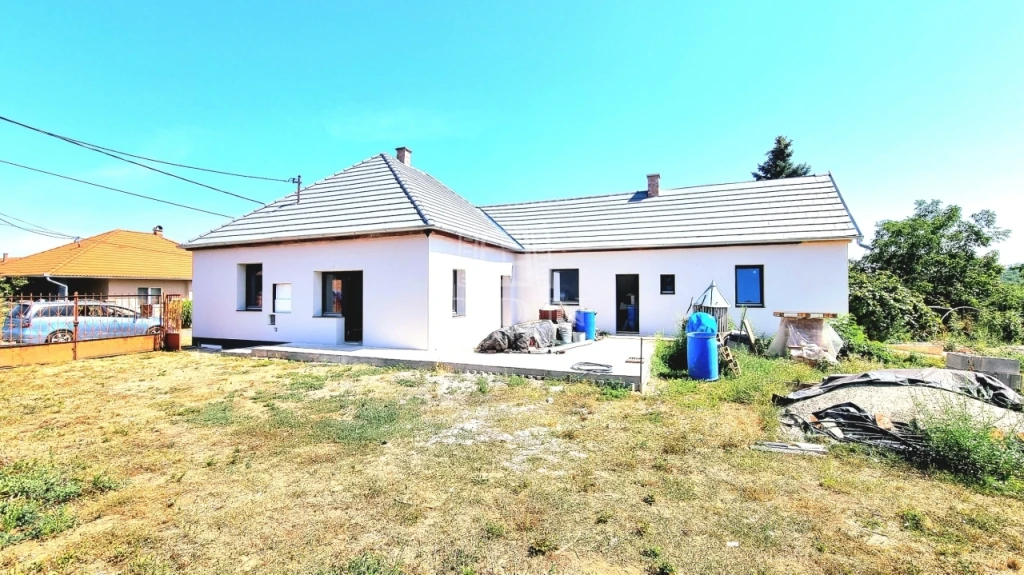 Eladó családi ház, Bernecebaráti, Bernecebaráti