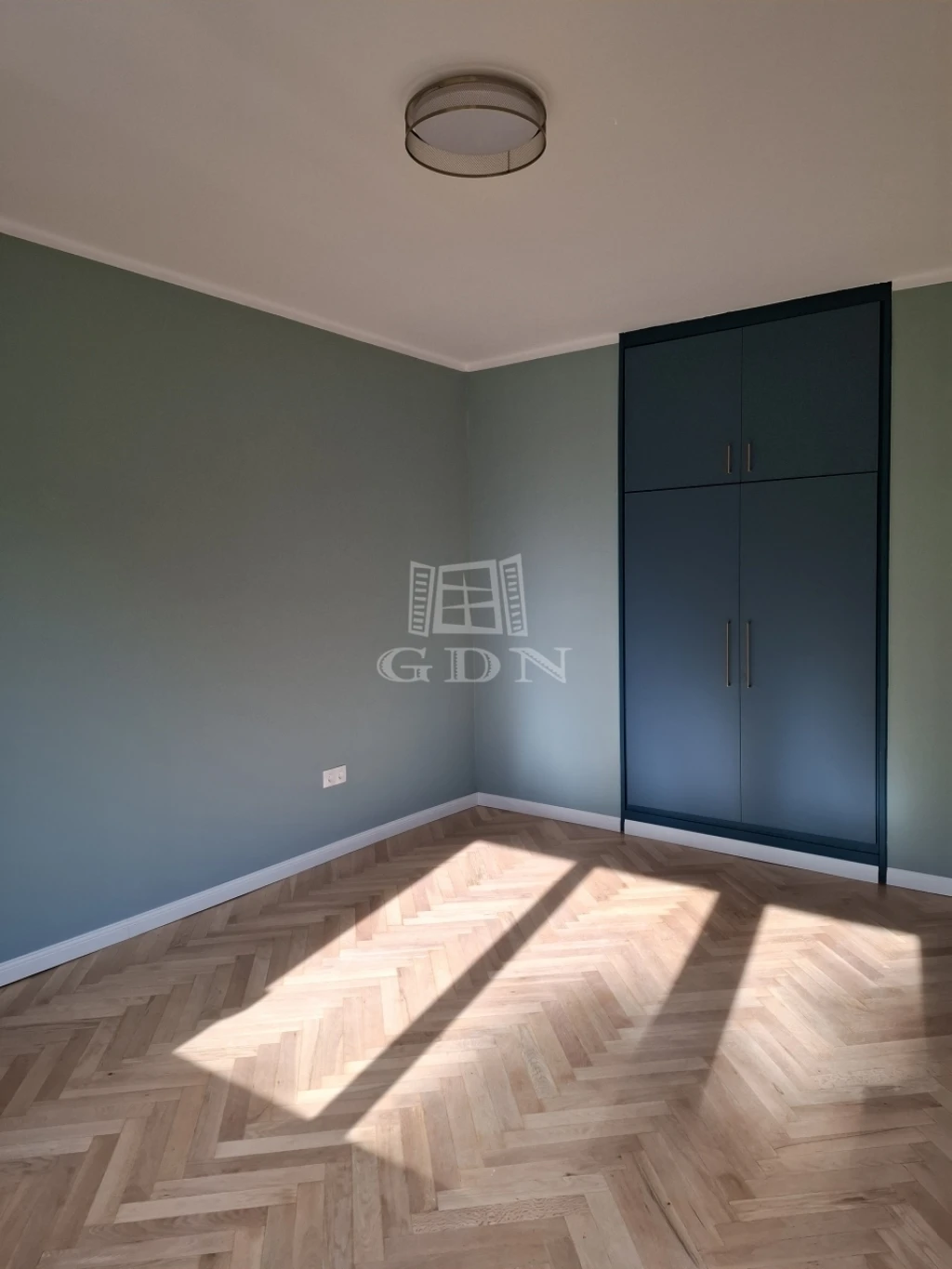 Eladó téglalakás, Veszprém, Jutasi úti lakótelep, Jutasi utca