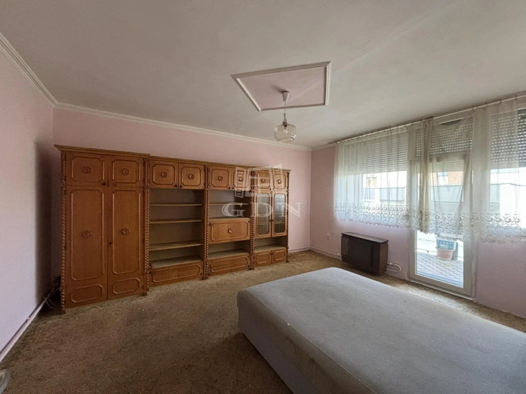 Eladó téglalakás, Körmend, Bartók lakótelep