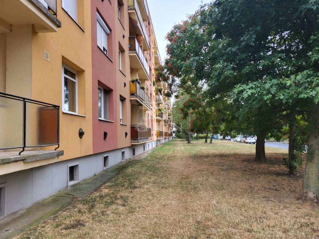 Eladó téglalakás, Szombathely, Derkovits-lakótelep, Bolyai János utca