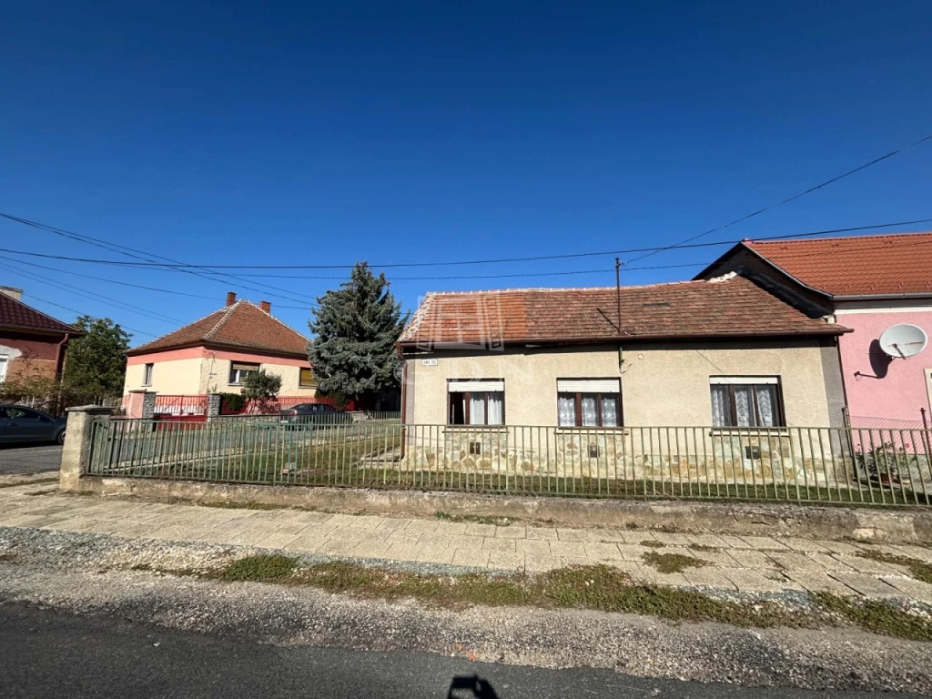 Eladó családi ház, Szombathely, Picktelep, Vas utca