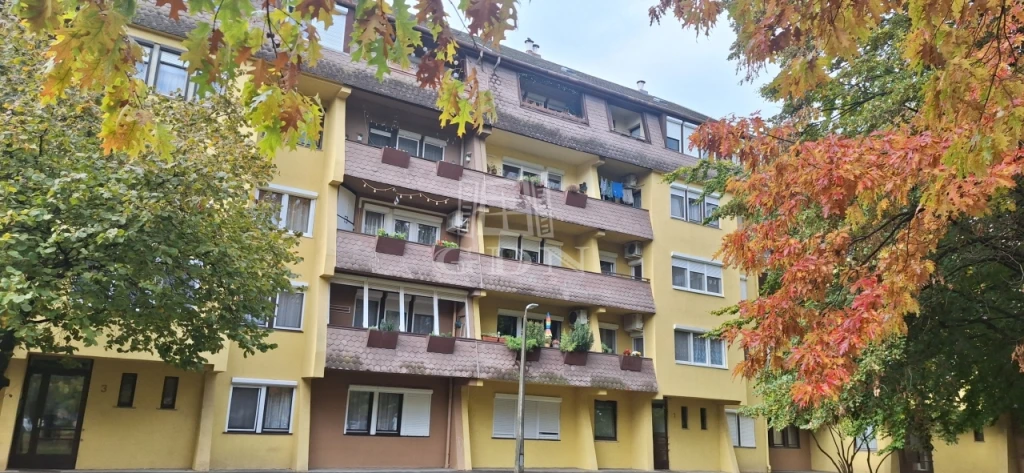 Eladó téglalakás, Szombathely, Olad, Gazdag Erzsi