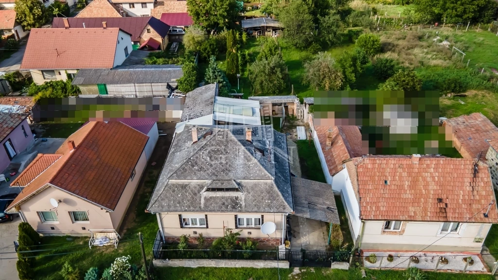 Eladó családi ház, Pásztó, Pásztó csendes részén
