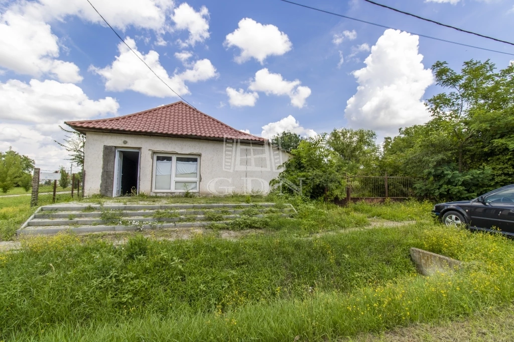 For sale house, Jászkisér, Vasútállomáshoz közel