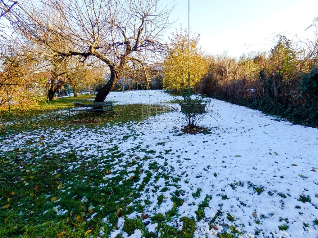 Eladó építési telek, Kistarcsa, Fenyvesliget, Focipálya közelében