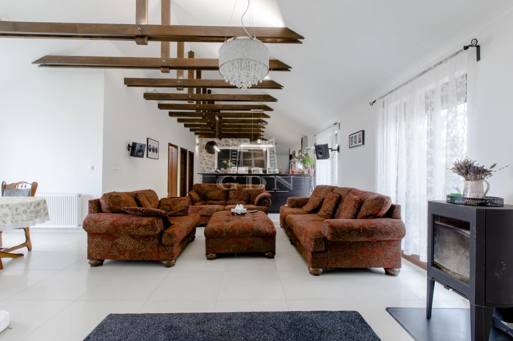 Eladó családi ház, Kartal, Csendes természetközeli részen