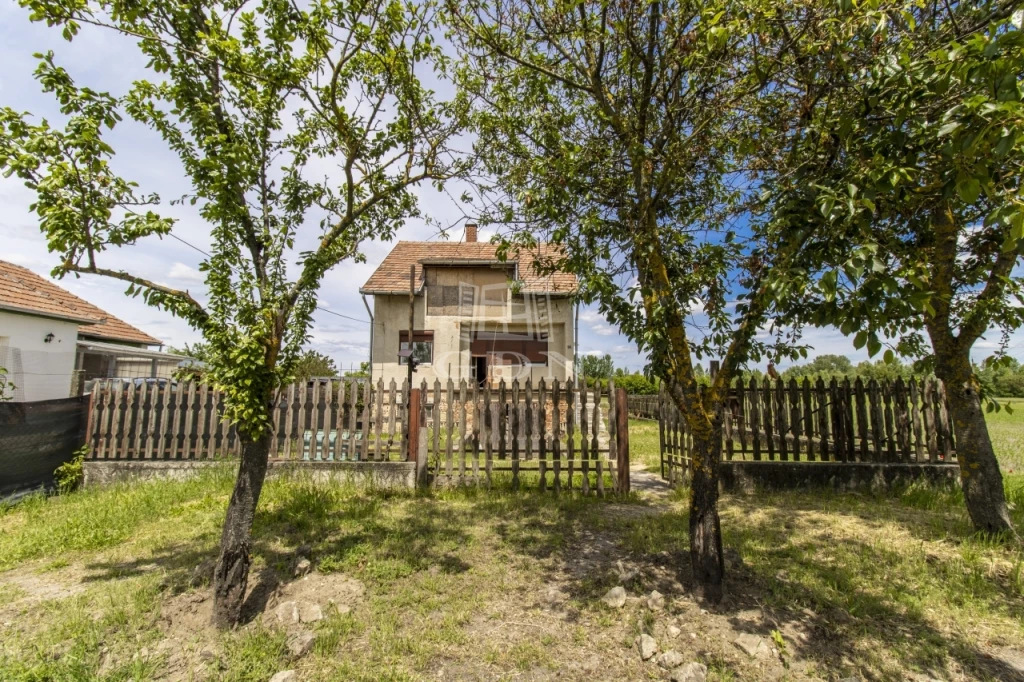 Eladó családi ház, Tura, Közel a természethez