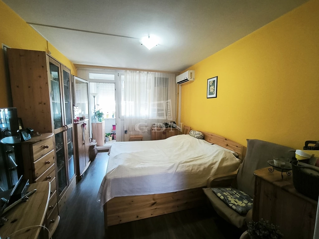 Eladó panellakás, Budapest XI. kerület, Kelenföld, Etele út