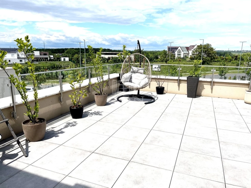 For sale brick flat, Budapest XVII. kerület, Forrásmajori utca