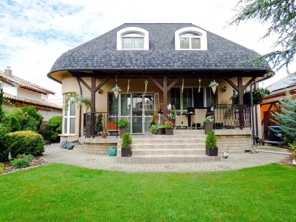 For sale house, Budapest XVIII. kerület, Bélatelep, Bélatelep csendes részén