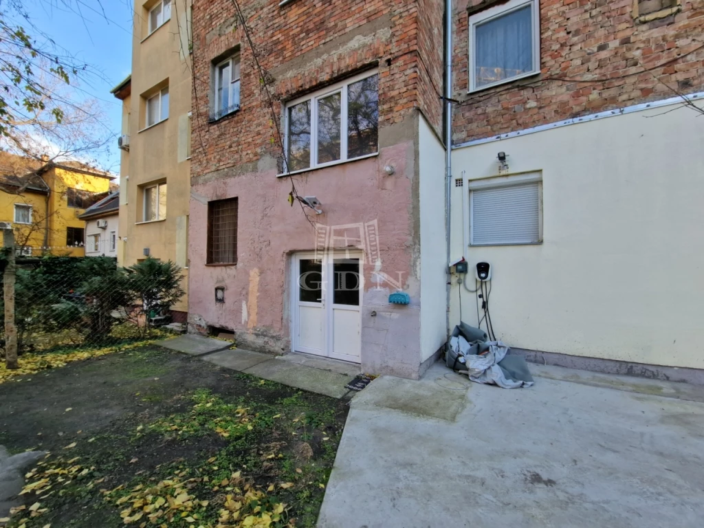 c3-1-name c2-19-name, Budapest XIII. kerület, Angyalföld, Felújított lakás, Csata utca