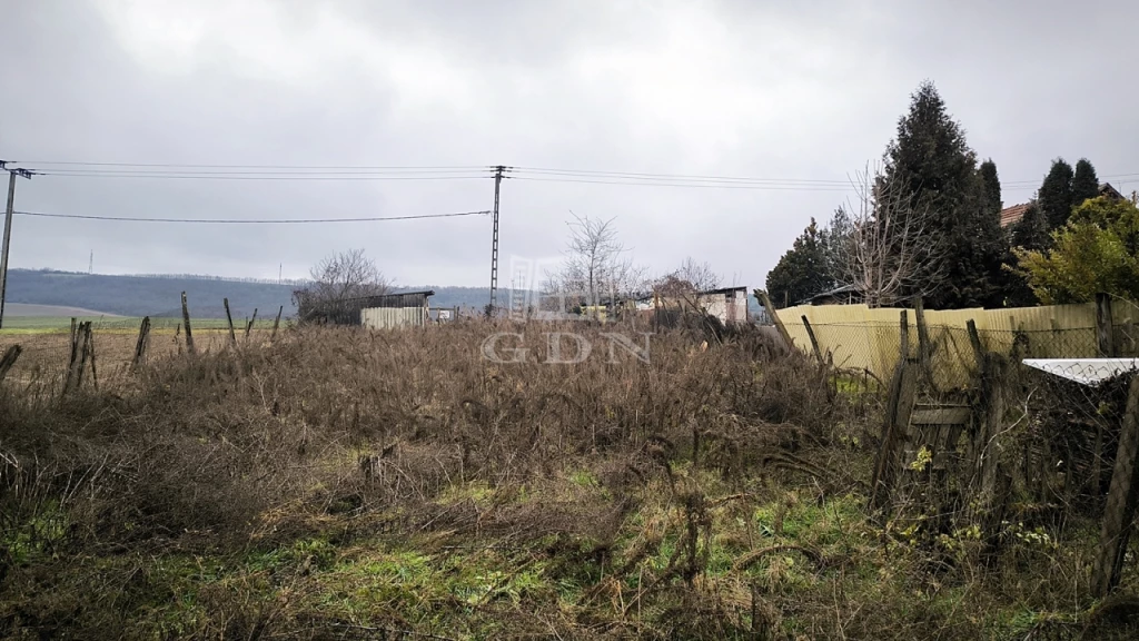 Eladó építési telek, Domony, Sport utca