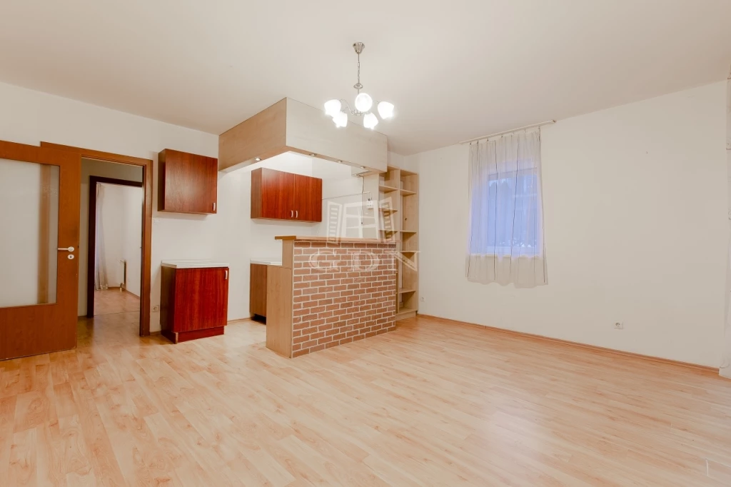 Eladó téglalakás, Budapest XVI. kerület, Árpádföld, Európa lakópark