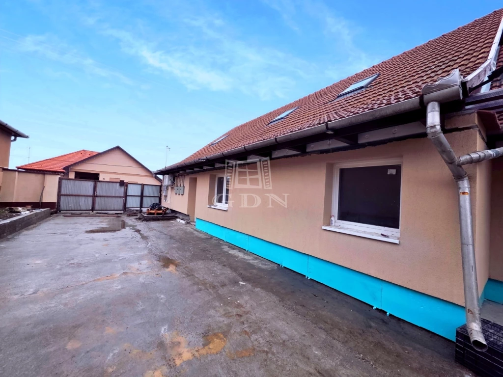 Eladó téglalakás, Hatvan, Óhatvan, Óhatvan csendes részén