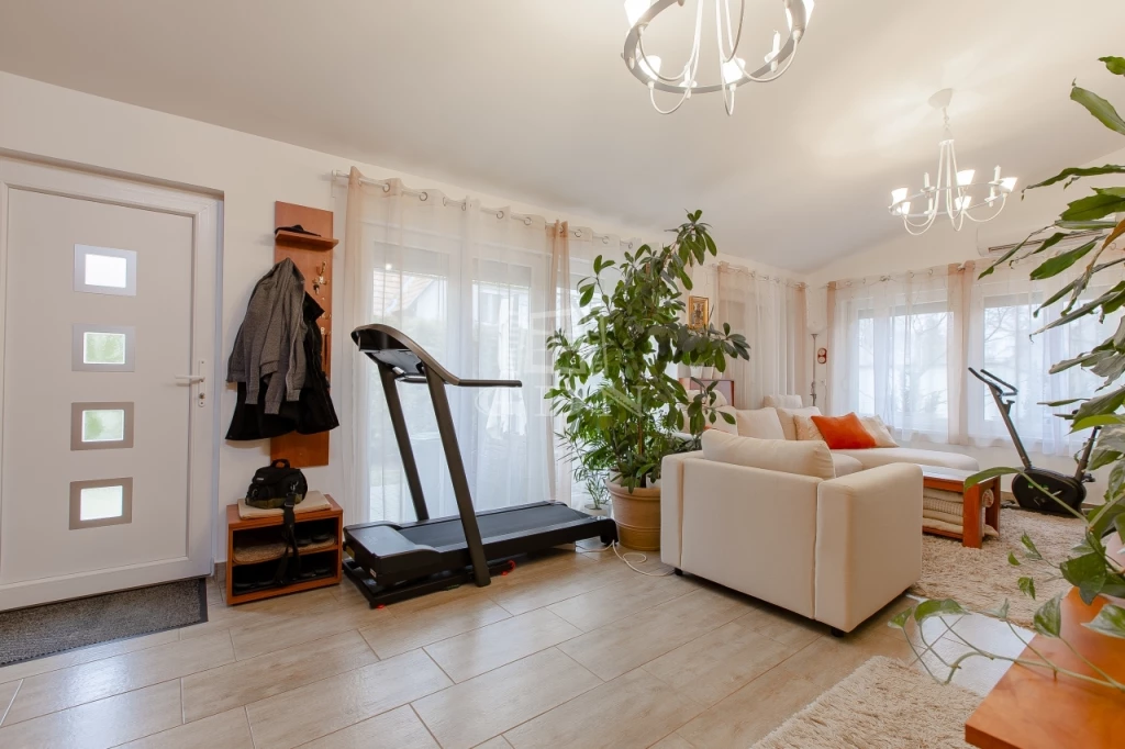 Eladó családi ház, Budapest XVII. kerület, Rákoskert, Rákoskert csendes részén