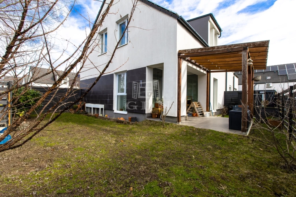 Eladó ikerház, Üllő, Bozsik József körút