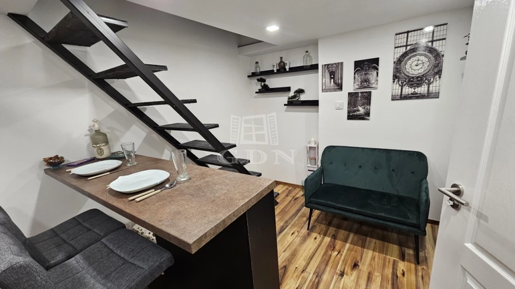 Eladó téglalakás, Budapest VIII. kerület, Józsefváros, Népszínház utca