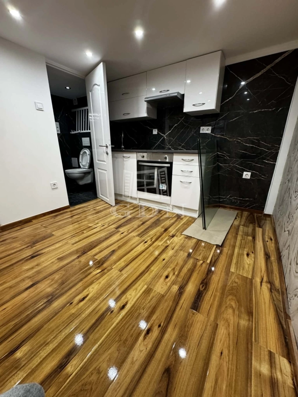 Eladó téglalakás, Budapest VIII. kerület, Józsefváros, Baross utca