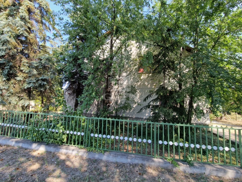 Eladó ikerház, Galgahévíz, Fő úton