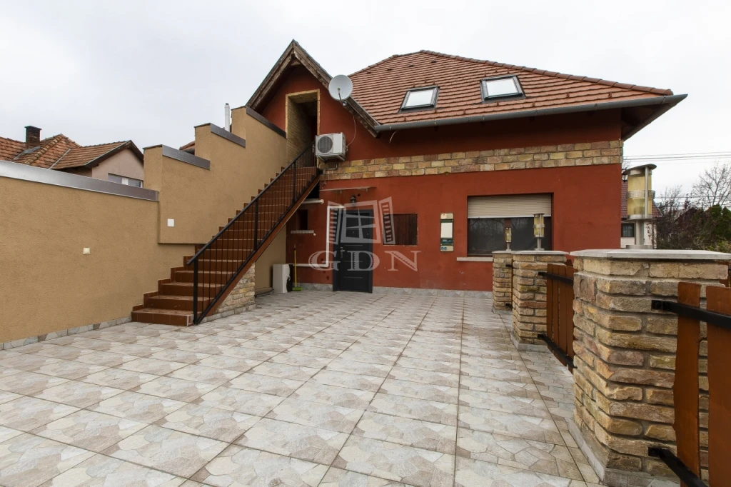 c3-1-name c2-1-name, Gödöllő, Alvég, Dessewffy Arisztid utca